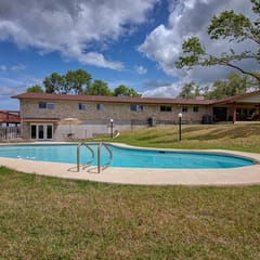 Austin Roadrunner Retreat