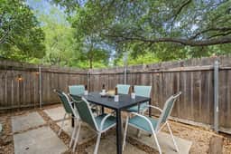 Austin La Casa Chic- SLATX - Image 4