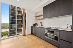 1708 Austin Cozy Corner Condo - AA - Image 5