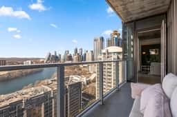 2310 Austin Prestige Lakeview Penthouse - AA - Image 4