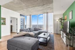 2310 Austin Prestige Lakeview Penthouse - AA - Image 2