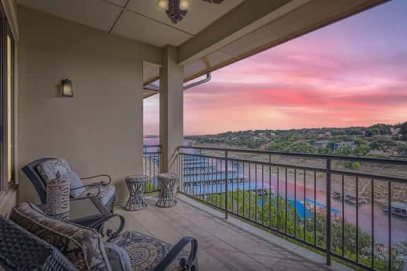 Lakeway Village Cove Escape - Image 1