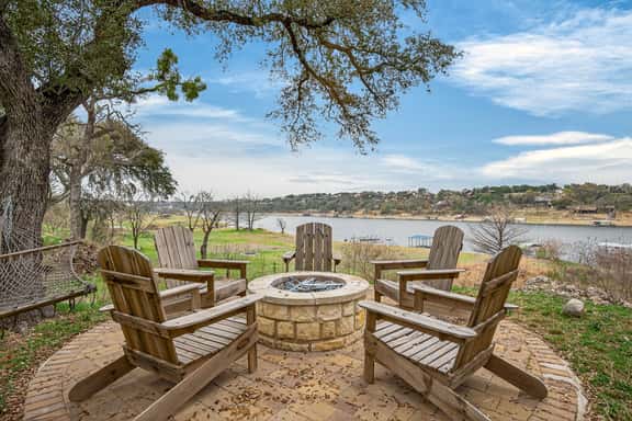 Austin Drift & Dock - Image 1