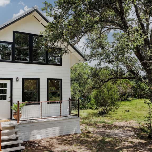 Hill Country Painters Studio - Image 1