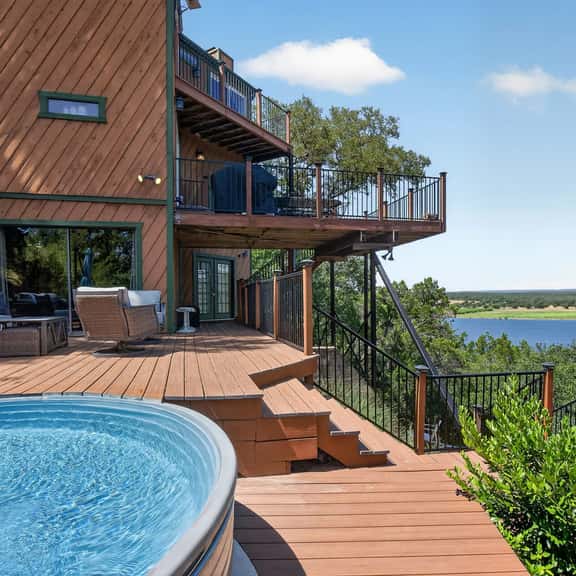 Hill Country - Treehouse Retreat - Image 1