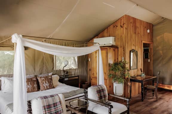 Hill Country Safari Tent - Image 5