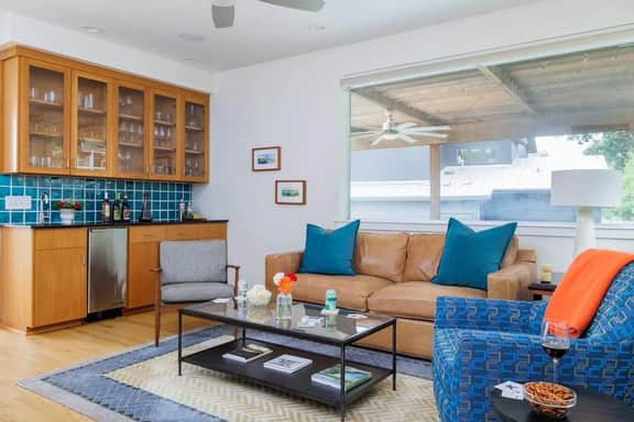 Austin The Casa- SLATX - Image 2