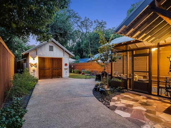 Austin Classically Modern- SLATX - Image 4