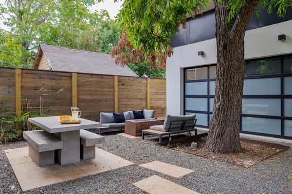Austin Hidden Oasis- SLATX - Image 3