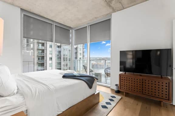 1310 Austin Modern Penthouse - AA - Image 3