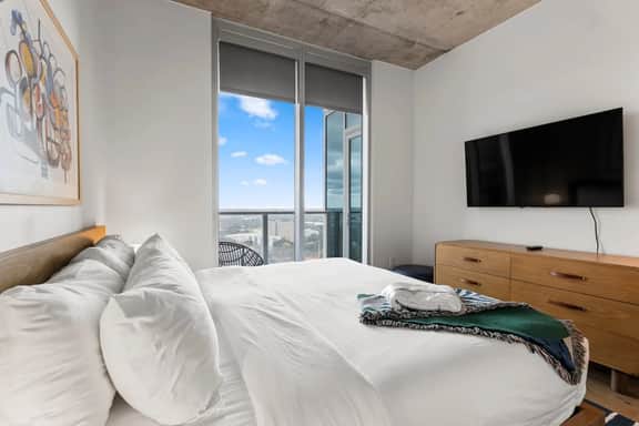 2506 Austin Modern Suite - AA - Image 3