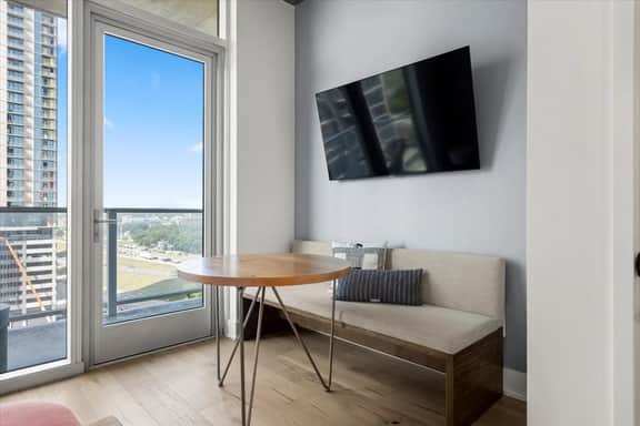 1502 Austin Cosmopolitan Suite - AA - Image 3