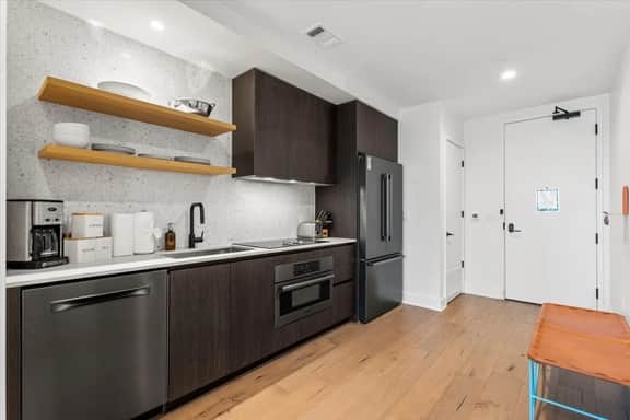 1502 Austin Cosmopolitan Suite - AA - Image 5