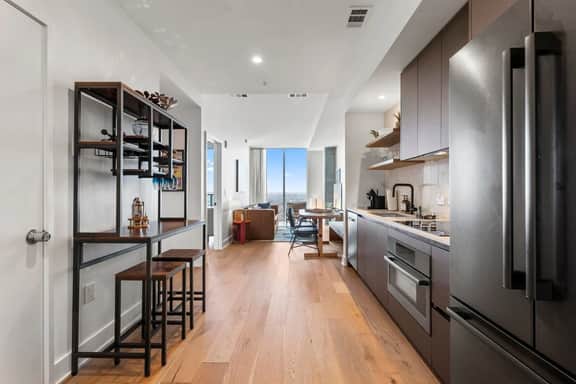 3206 Austin Top Floor Lux Condo Suite - AA - Image 5