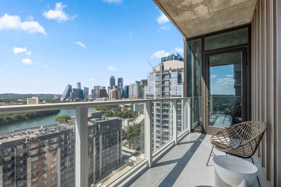 2010 Austin Riverside Penthouse - AA - Image 4