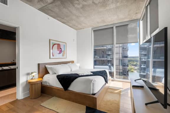 2010 Austin Riverside Penthouse - AA - Image 3