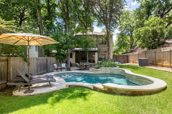 Austin Barton Springs Oasis- SLATX - Image 1