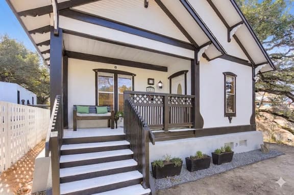 Austin Creekside Bungalow- SLATX - Image 1