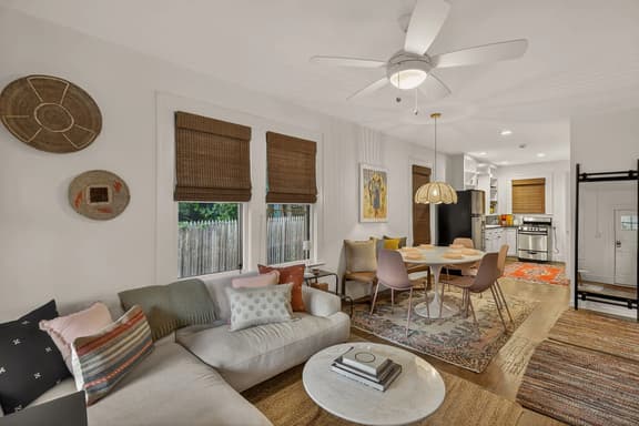 Austin Urban Charm- SLATX - Image 1