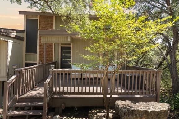 Lake Travis - Comanche Creek Retreat - Image 1