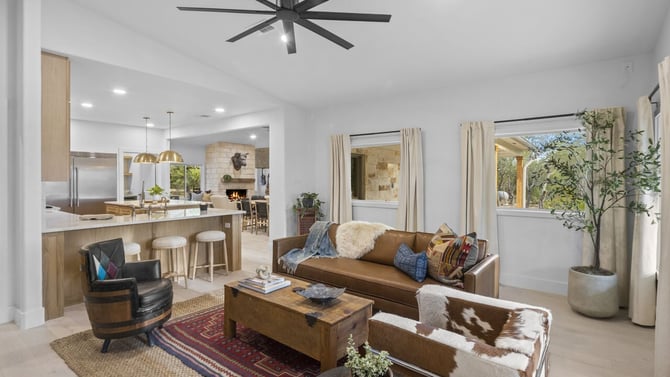 8 Tips on How to Create Luxury Decor for Your Austin Vacation Rental