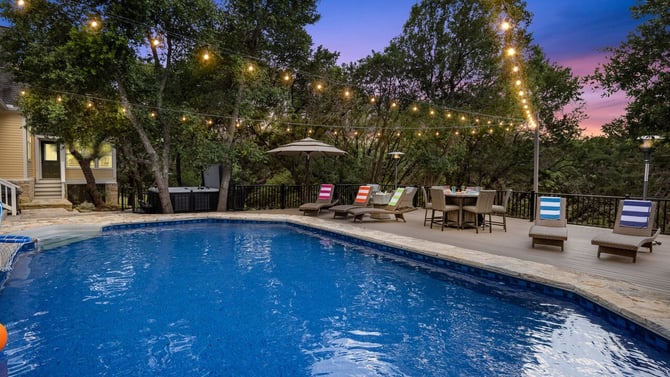 Book the Hill Country Dream Ranch
