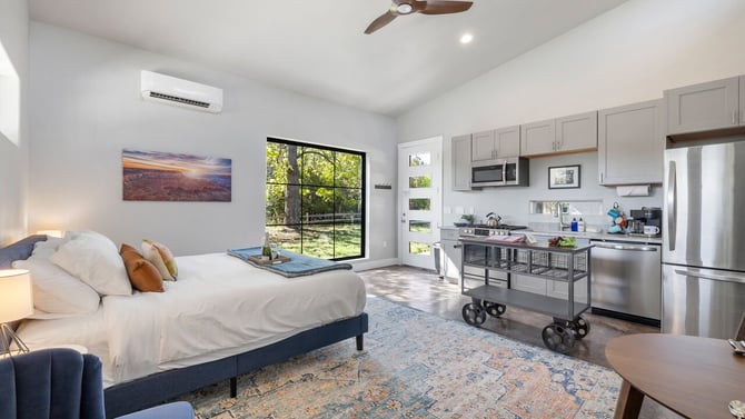 Property Walkthrough: Hill Country Lakeside Casita