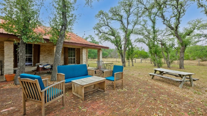 Pet Friendly Vacation Rentals in Dripping Springs, TX